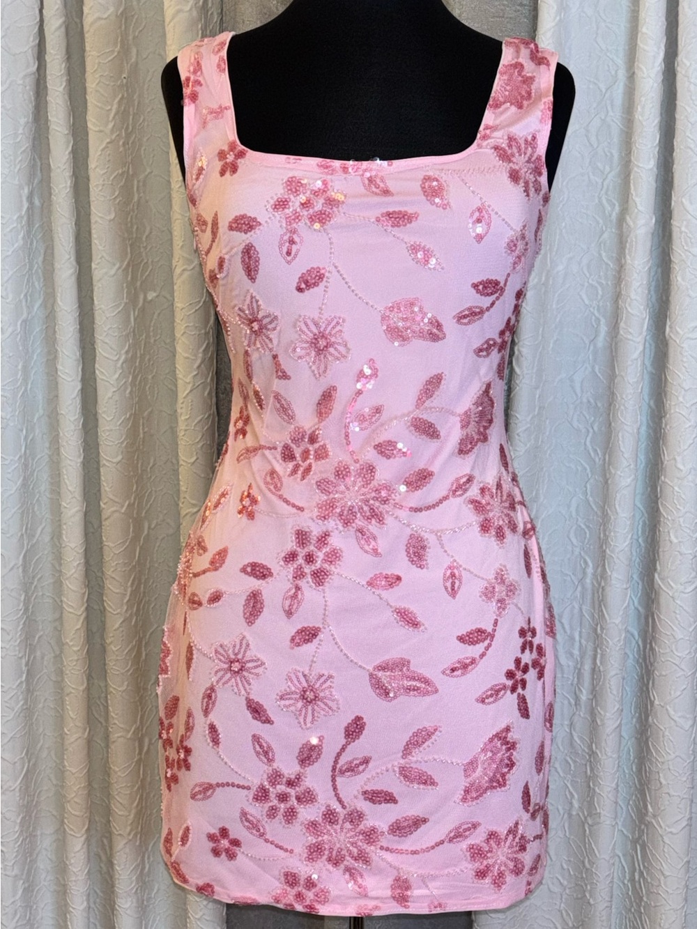 Sleeveless Pink Sequin Floral Mini Dress